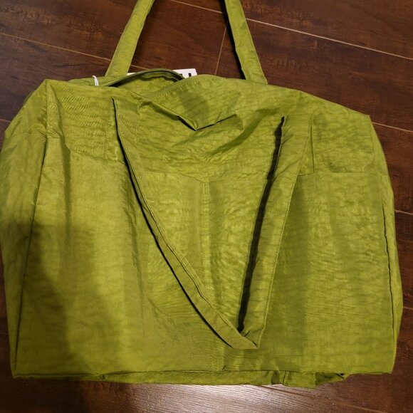 Baggu Cloud Carry On Bag Green Tote Packable Minimalist Lightweight Travel Gym - Picture 3 of 8